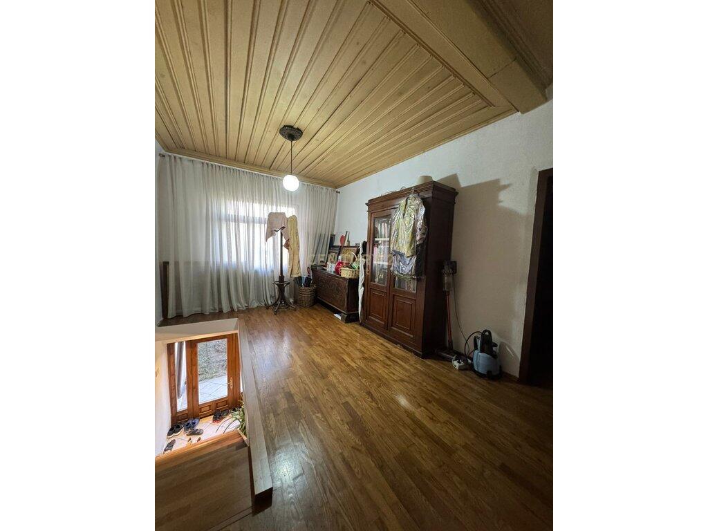 Villa with Yard for Rent in the Center of Tirana – Beginning of “Zogu i Parë” Boulevard