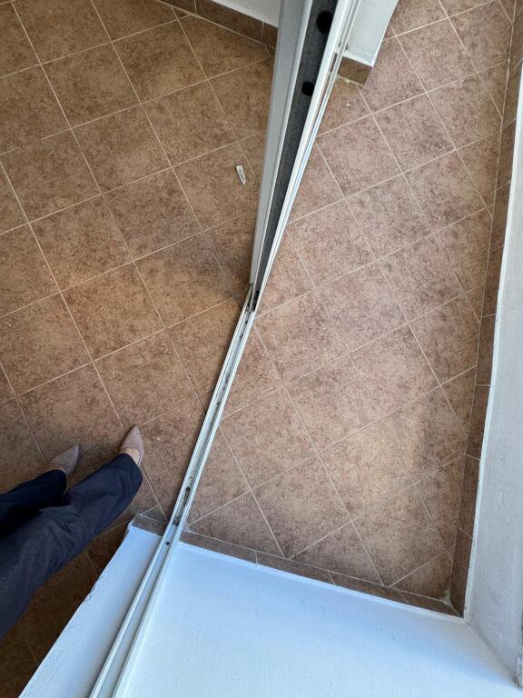 Affitto appartamento 2+1 con 2 bagni, Astir