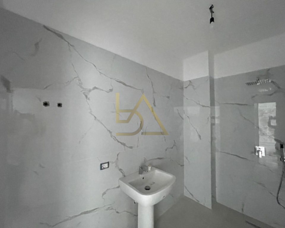 Appartamento in vendita – Shëngjin, Lezhë