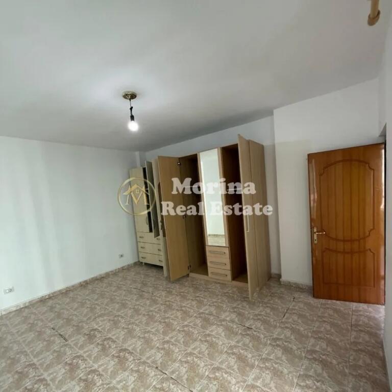 Shitje, Apartament 3+ 1, te Komuna e Parisit, Cmimi 248000 Euro