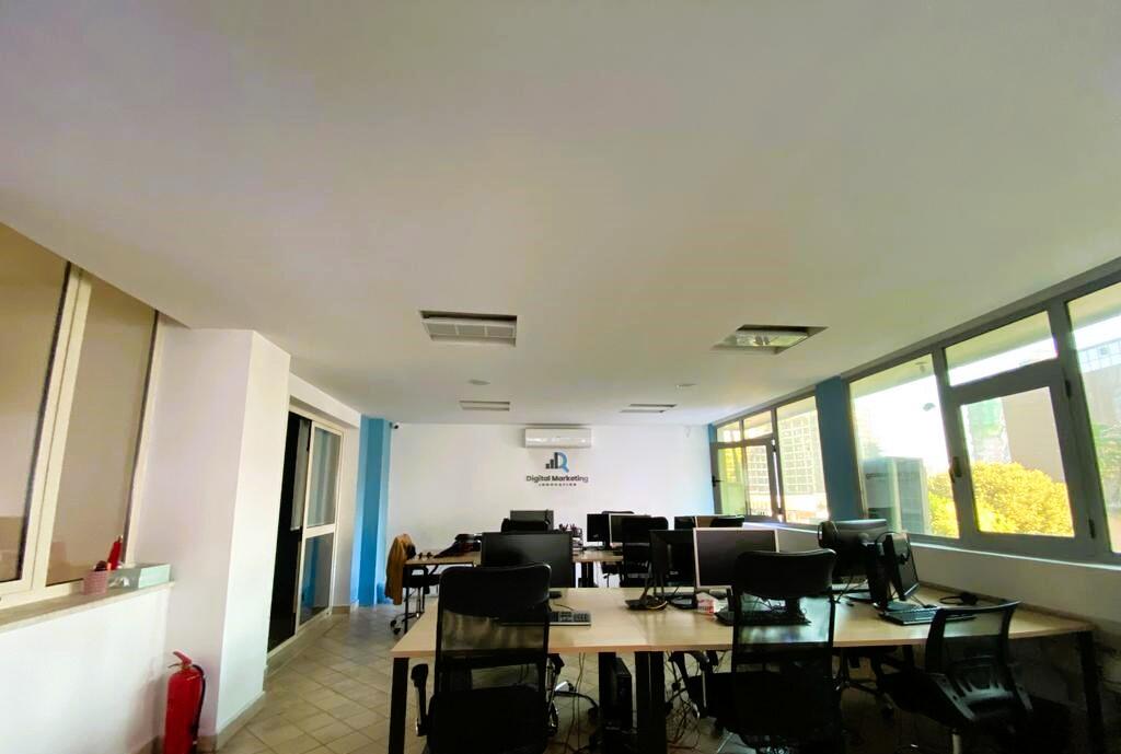 AMBIENTE PER UFFICI NEL CENTRO DI TIRANA SUPERFICIE 306 M2
