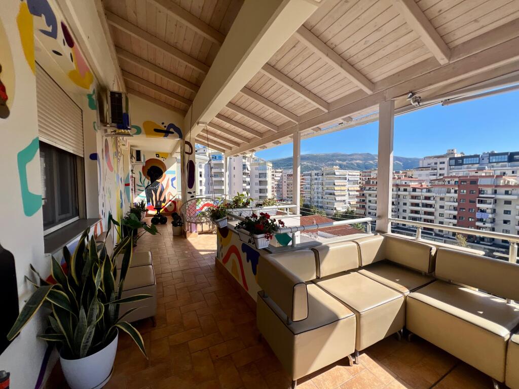 Penthouse Per Shitje Ne Bulevardin Vlore - Skele