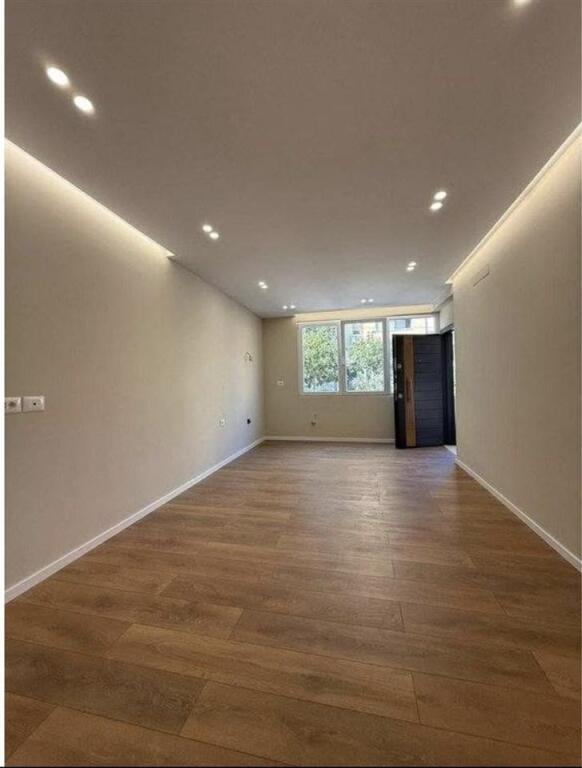 UFFICIO IN AFFITTO 45 M2 VIA ELBASAN 650 EURO