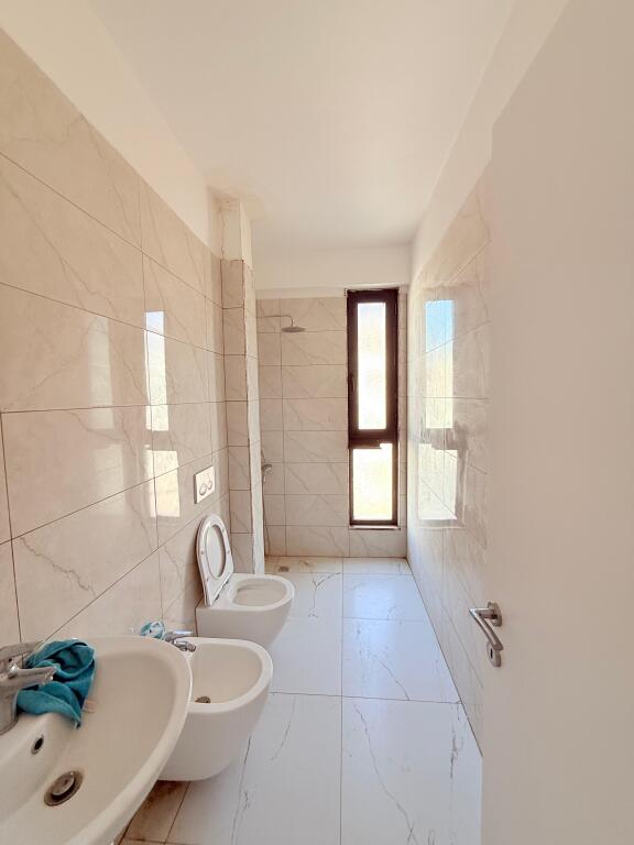 🏡 Appartamento in Vendita a Orikum 2+1 + 2