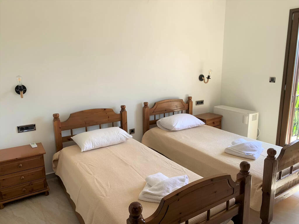 Apartament Me Qera 2+1+2 ne Astir (ID B2201509) Tirane