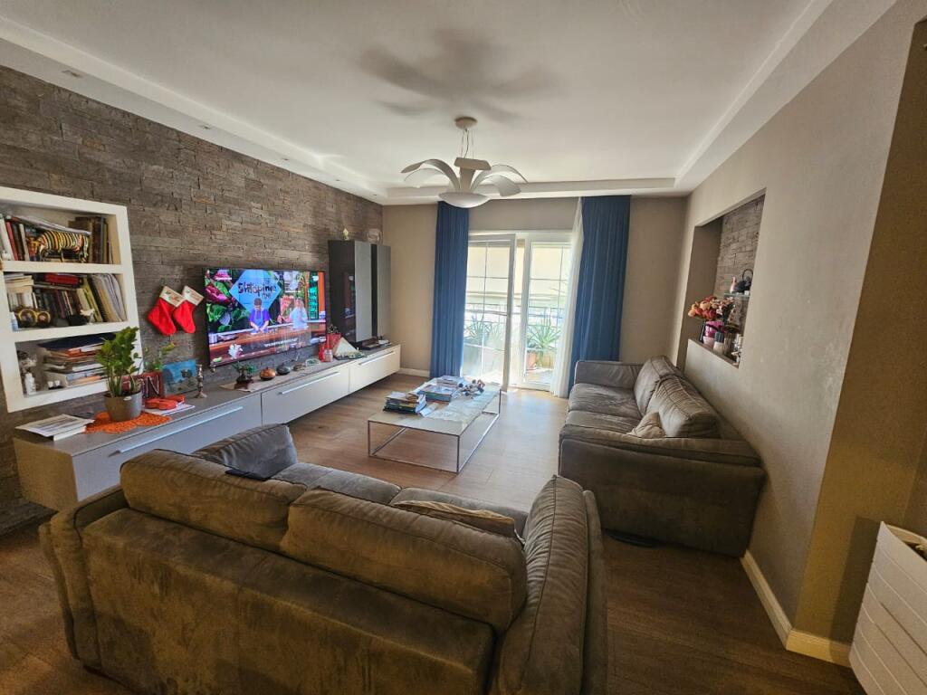 Apartment 3+1+2 for Sale – Bogdaneve Street, Tirana