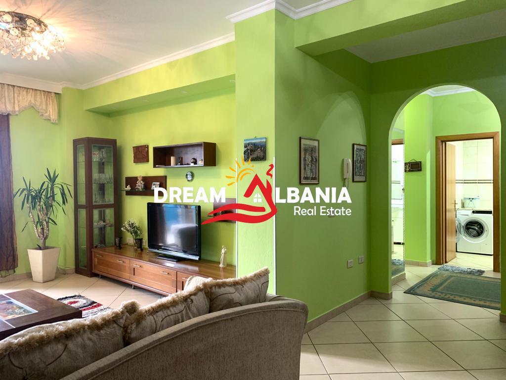 Appartamento 2+1+2 in affitto a Zogu i Zi vicino al Ring center (ID 42214237)