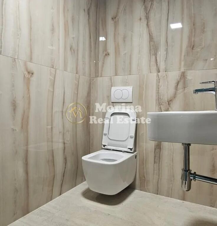 Affitto, Locale Commerciale, Via Sami Frasheri, 3700 euro/mese