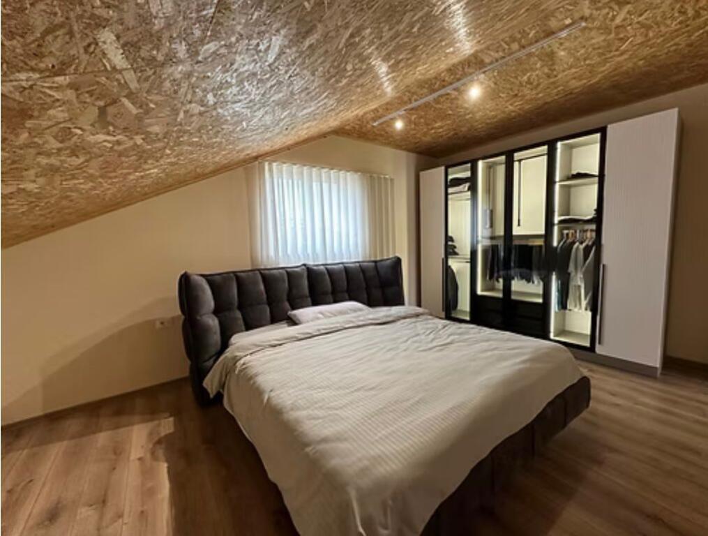 Villa in affitto su 2 piani