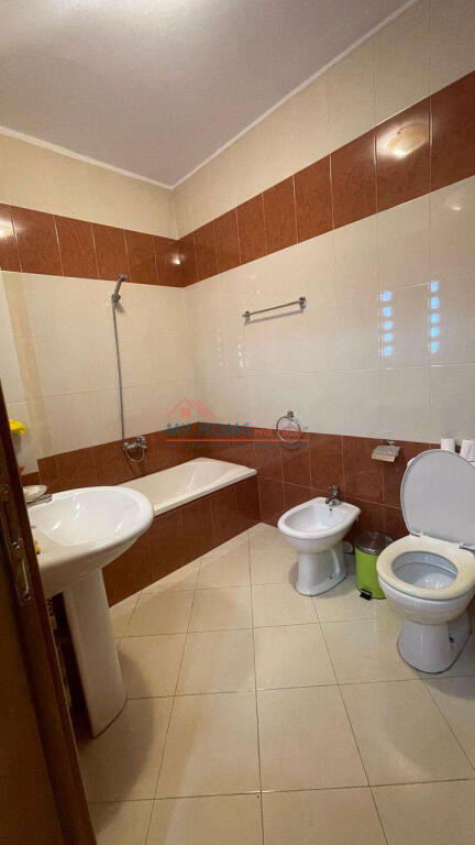 Appartamento 2+1 in Affitto in Via Elbasan a Tirana