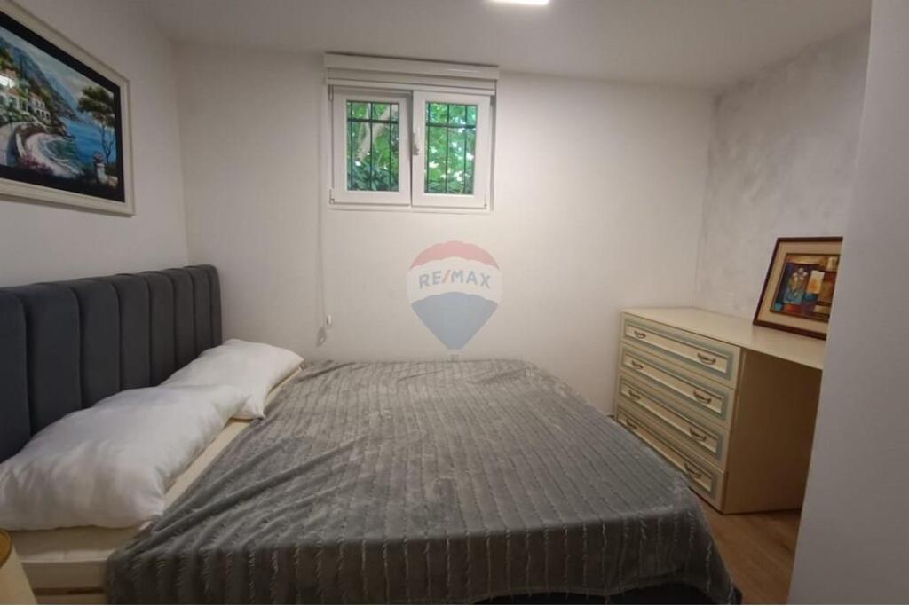 Apartament 2+1 me qera ne Qender