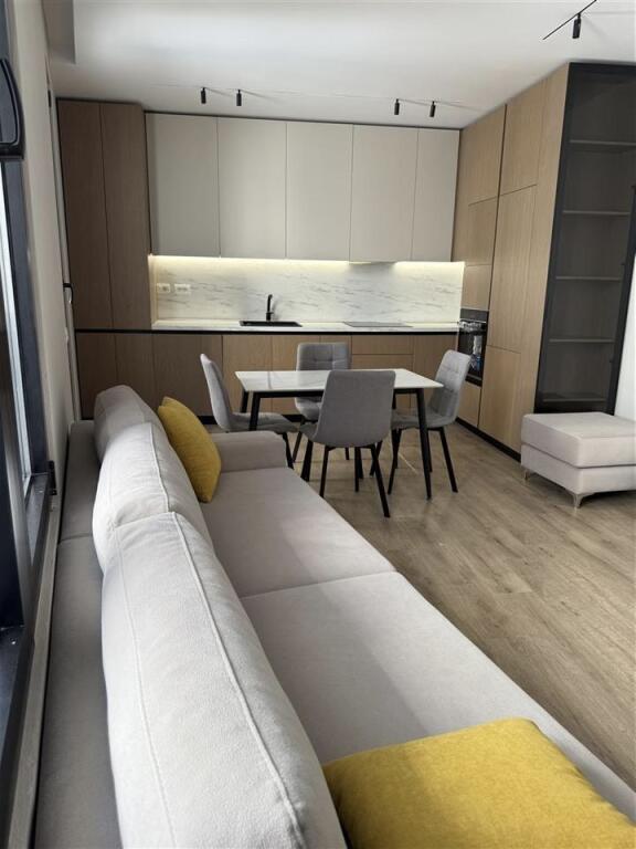 Super appartamento 2+1+2+garage in affitto vicino al contatto su 21sh