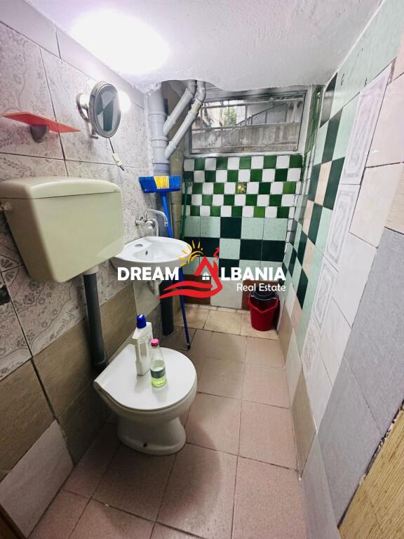 Jepet ambjent me qera tek Zogu i Zi, Tirane (ID 4281295)