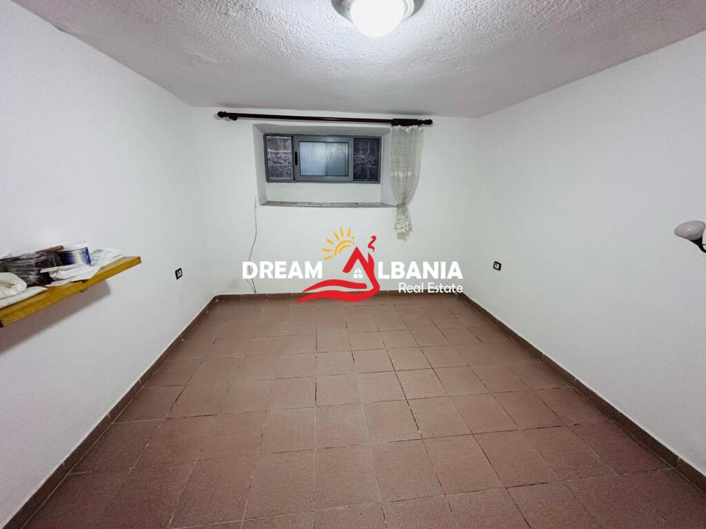 Jepet ambjent me qera tek Zogu i Zi, Tirane (ID 4281295)