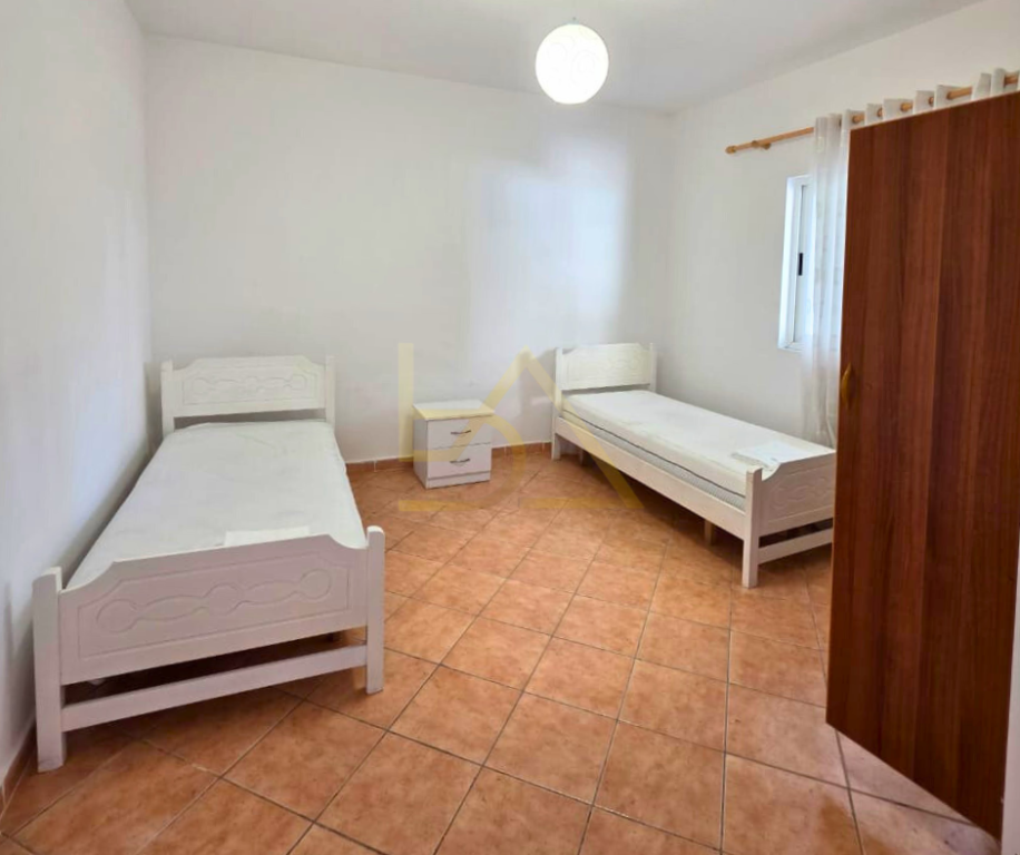Appartamento in Affitto – Durrës, Quartiere 13