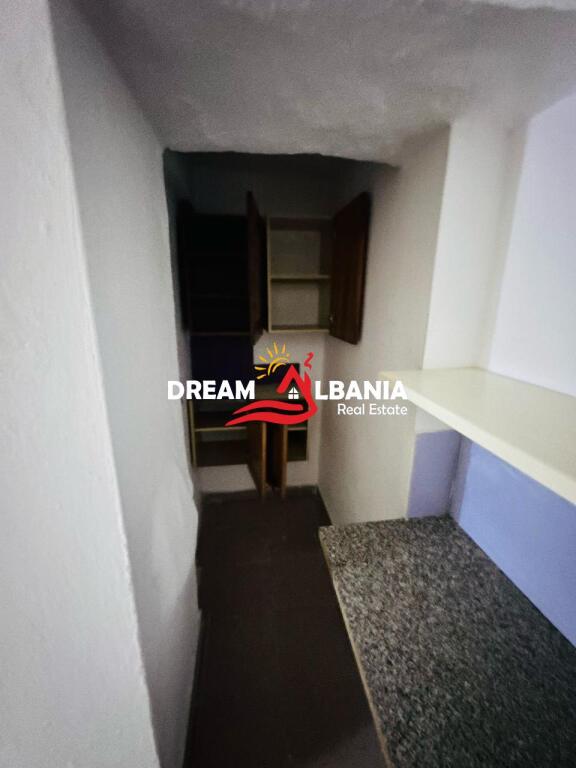 Jepet ambjent me qera tek Zogu i Zi, Tirane (ID 4281295)