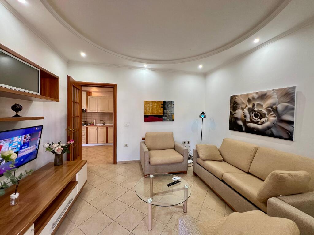 Rent Apartment 1+1+Balcony, “Rruga e Kavajës”- Tirana