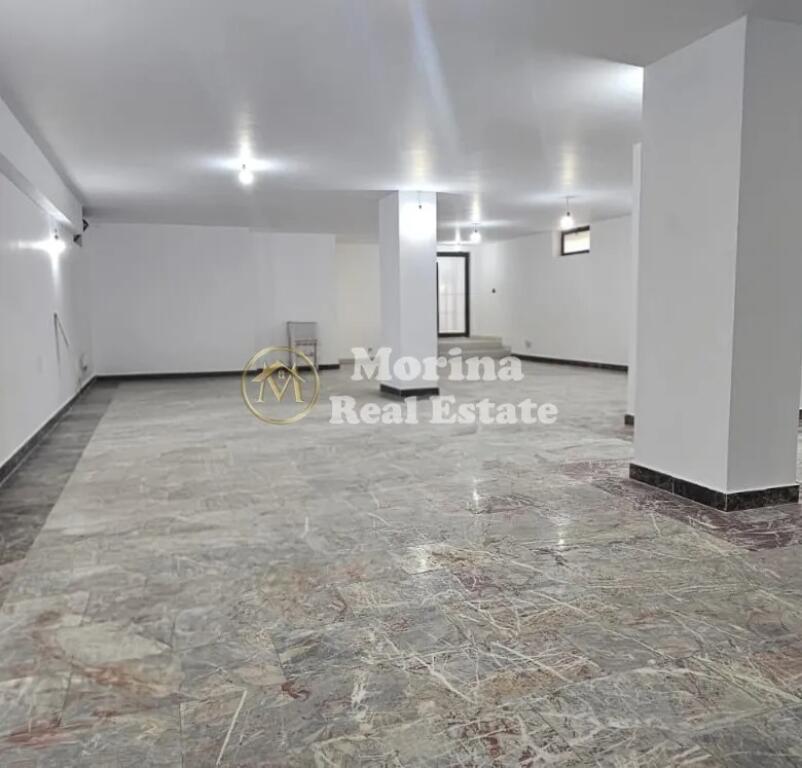 Affitto, Locale Commerciale, Via Sami Frasheri, 3700 euro/mese