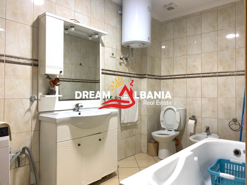Appartamento 2+1+2 in affitto a Zogu i Zi vicino al Ring center (ID 42214237)