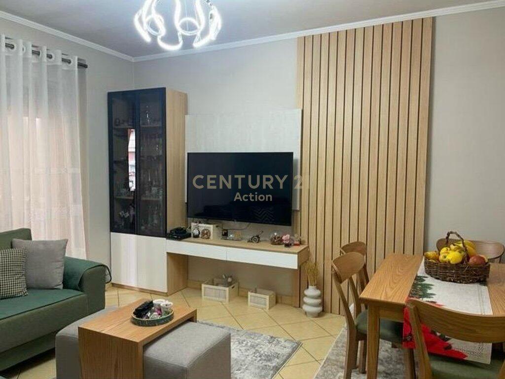 Apartament 2+1 Me Qira në Astir, Tiranë