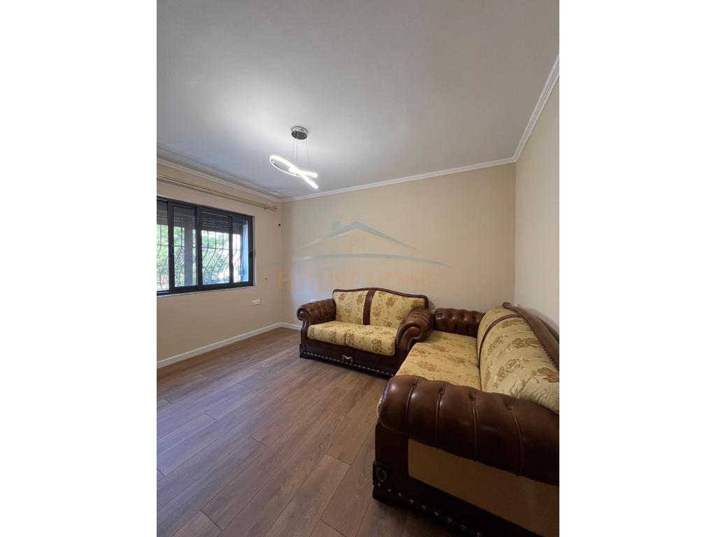 Shitet, Apartament 2+1, Oxhaku, Tirane.