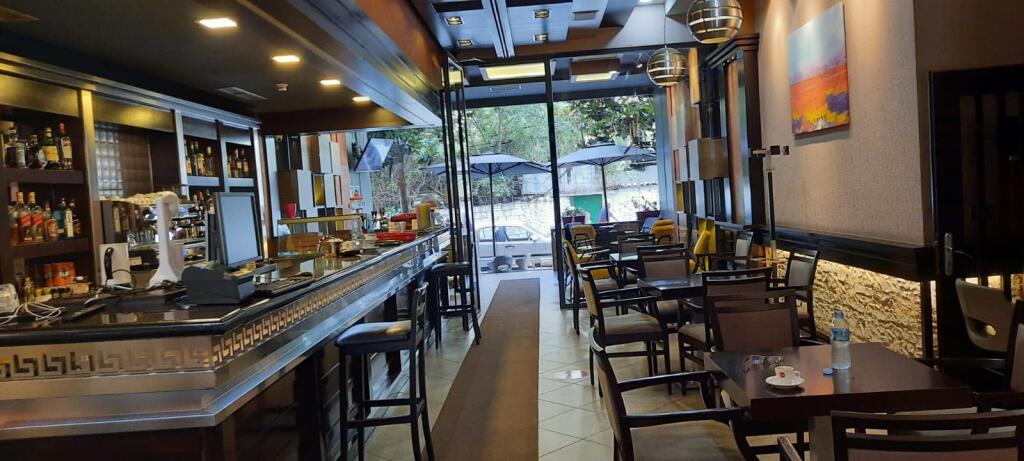 Shop for sale at Barrikadave Street/370,000 euros