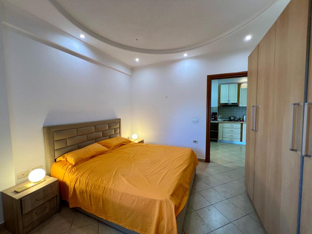 Rent Apartment 1+1+Balcony, “Rruga e Kavajës”- Tirana