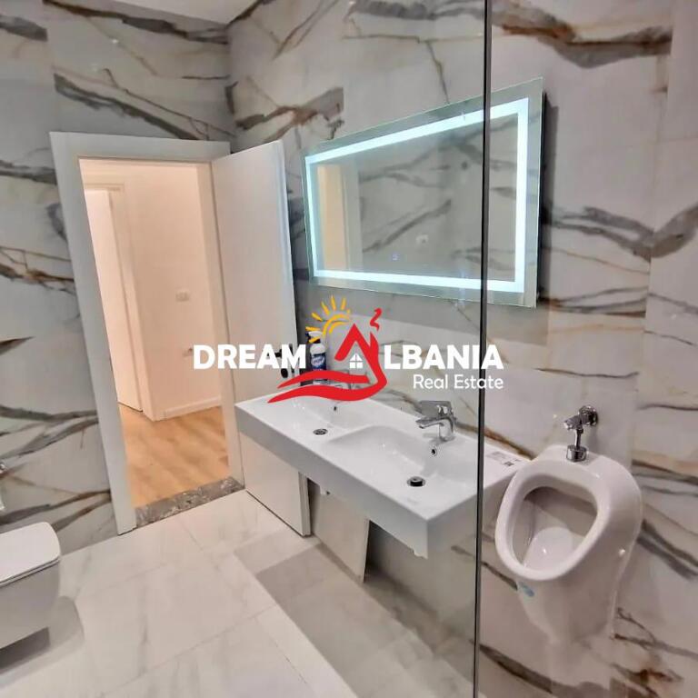 Appartamento 3+1 in affitto per Ufficio/Residenza (ID 42611284)