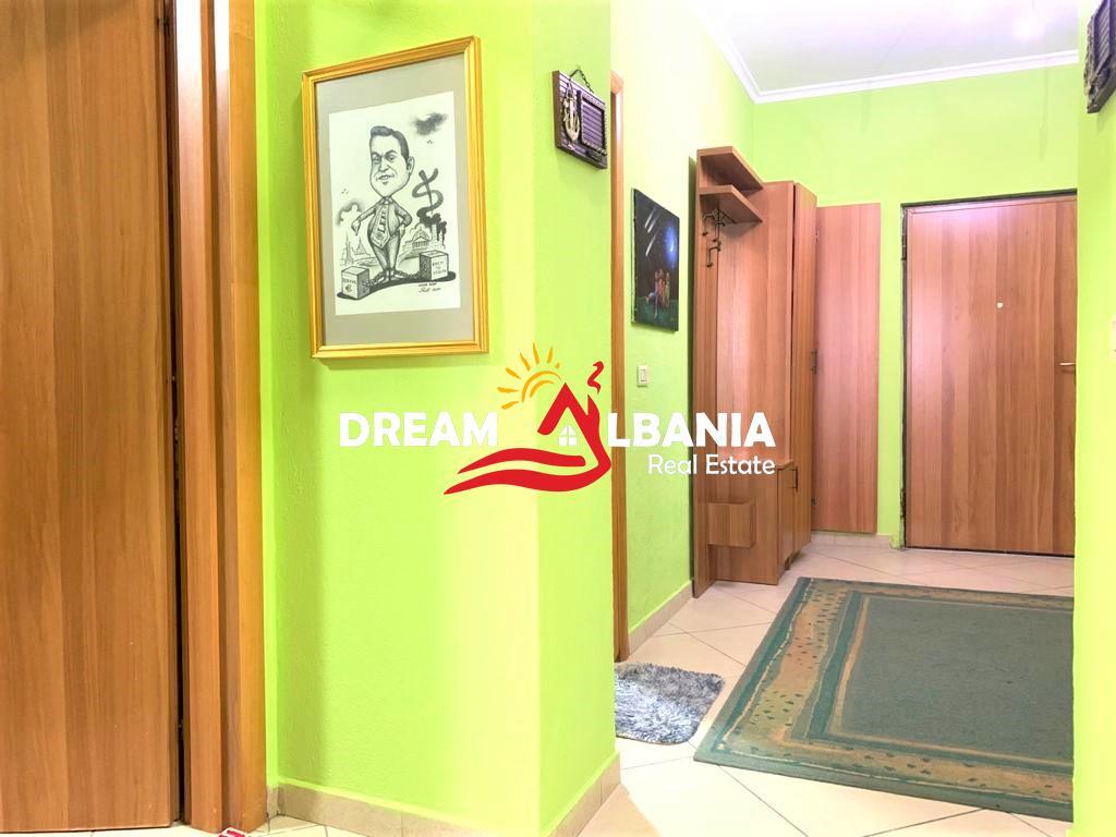 Appartamento 2+1+2 in affitto a Zogu i Zi vicino al Ring center (ID 42214237)