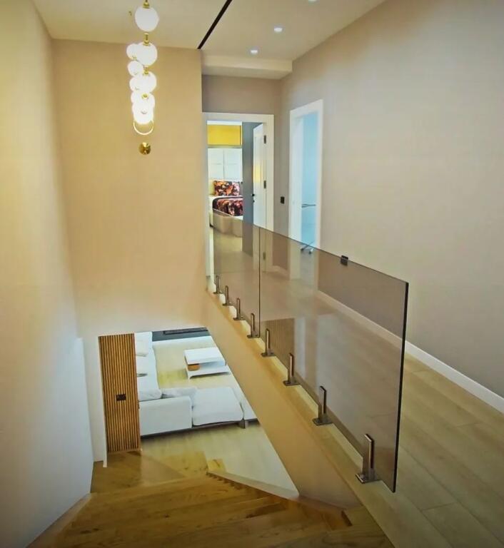 Appartamento duplex in affitto a Square21