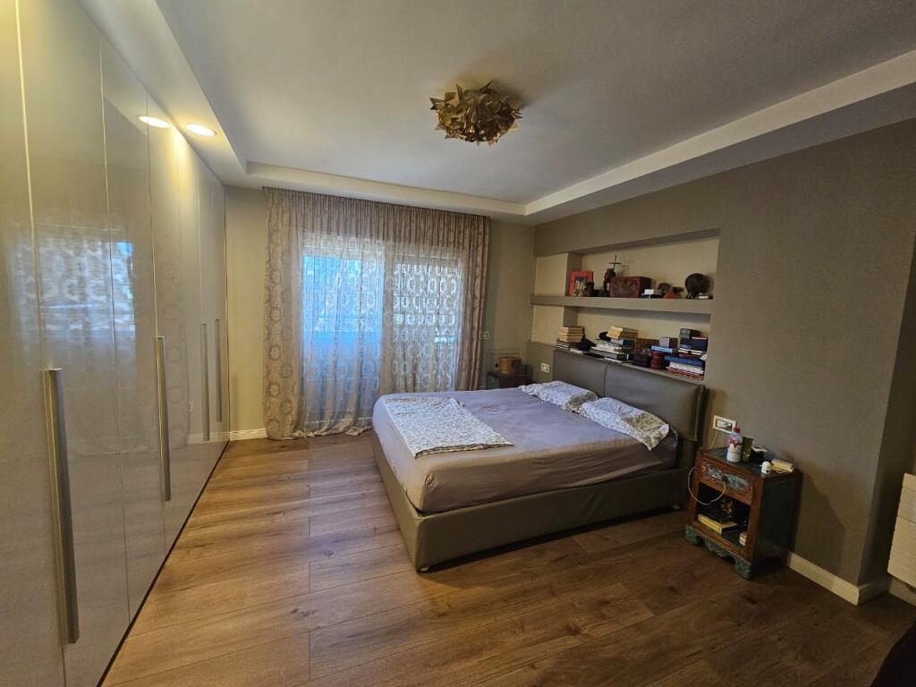 Apartment 3+1+2 for Sale – Bogdaneve Street, Tirana