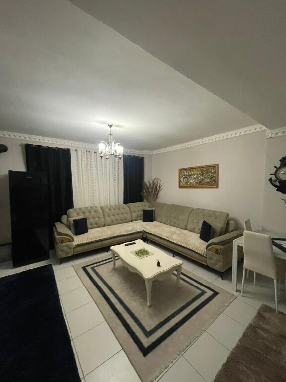 VENDESI APPARTAMENTO 2+1 PORCELAN 85.000 EURO