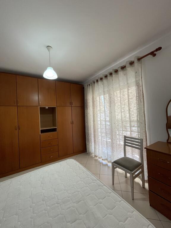 Appartamento 2+1+2 arredato in affitto a Yzberisht