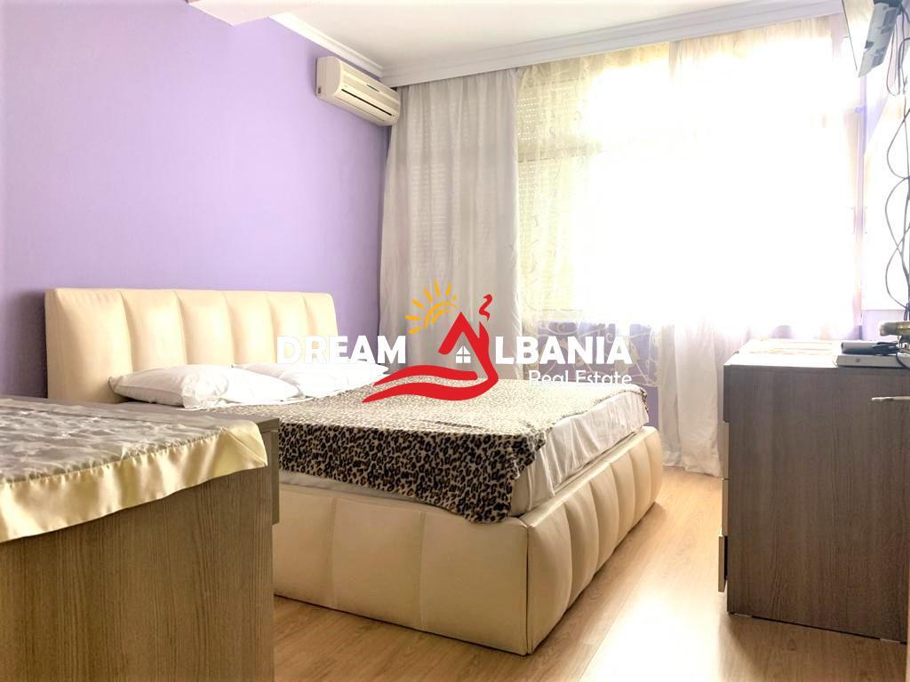 Appartamento 2+1+2 in affitto a Zogu i Zi vicino al Ring center (ID 42214237)