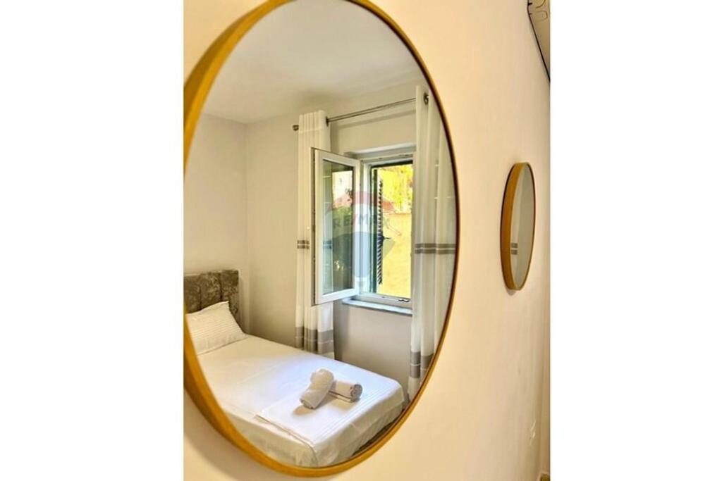 Appartamento 2+1+2+ balcone in affitto nel centro di Tirana !