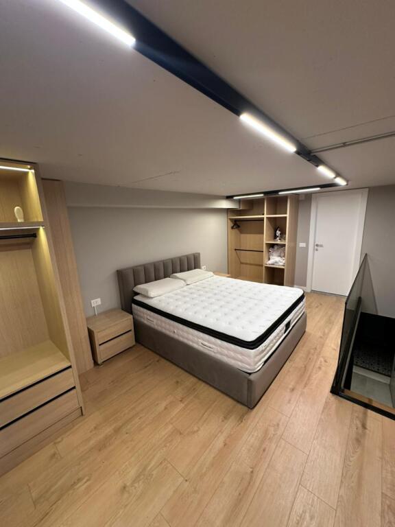 DUPLEX IN VENDITA VICINO AMERICAN 3