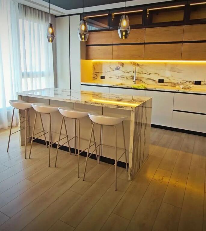 Appartamento duplex in affitto a Square21