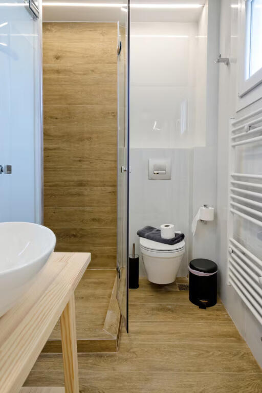 Apartment For Rent 2+1+2 At 21 Dhjetori (ID B2201505) Tirane