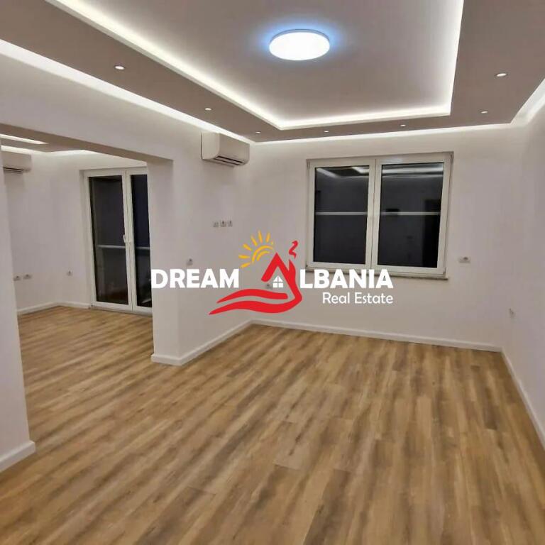 Appartamento 3+1 in affitto per Ufficio/Residenza (ID 42611284)