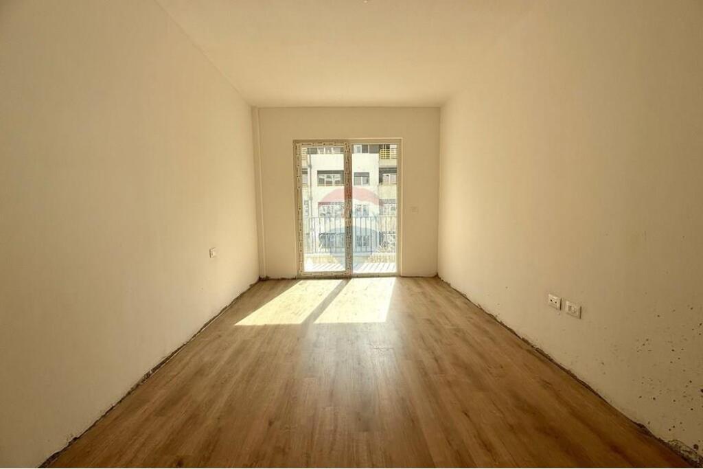 Apartament ne shitje 2+1 tek Rez. Aura!