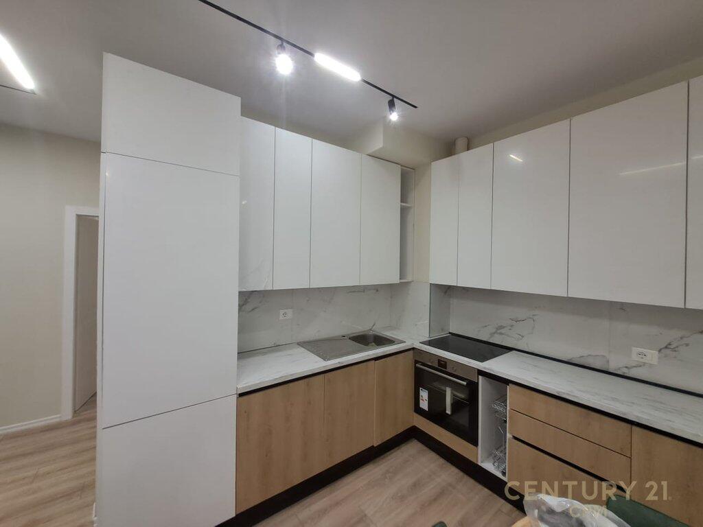 Apartament 2+1+2 për shitje në Ali Demi 267,000 €