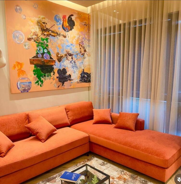 Luxury apartment for rent at Square 21