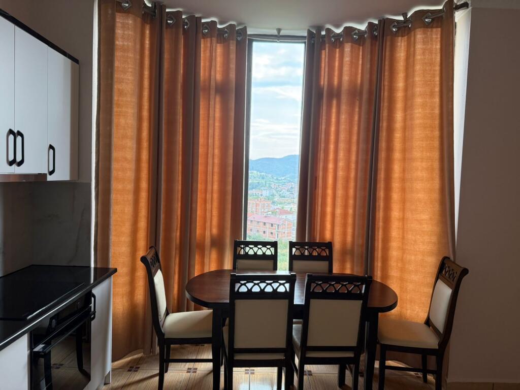 Villa di 3 piani in affitto a Sauk vicino a BKT