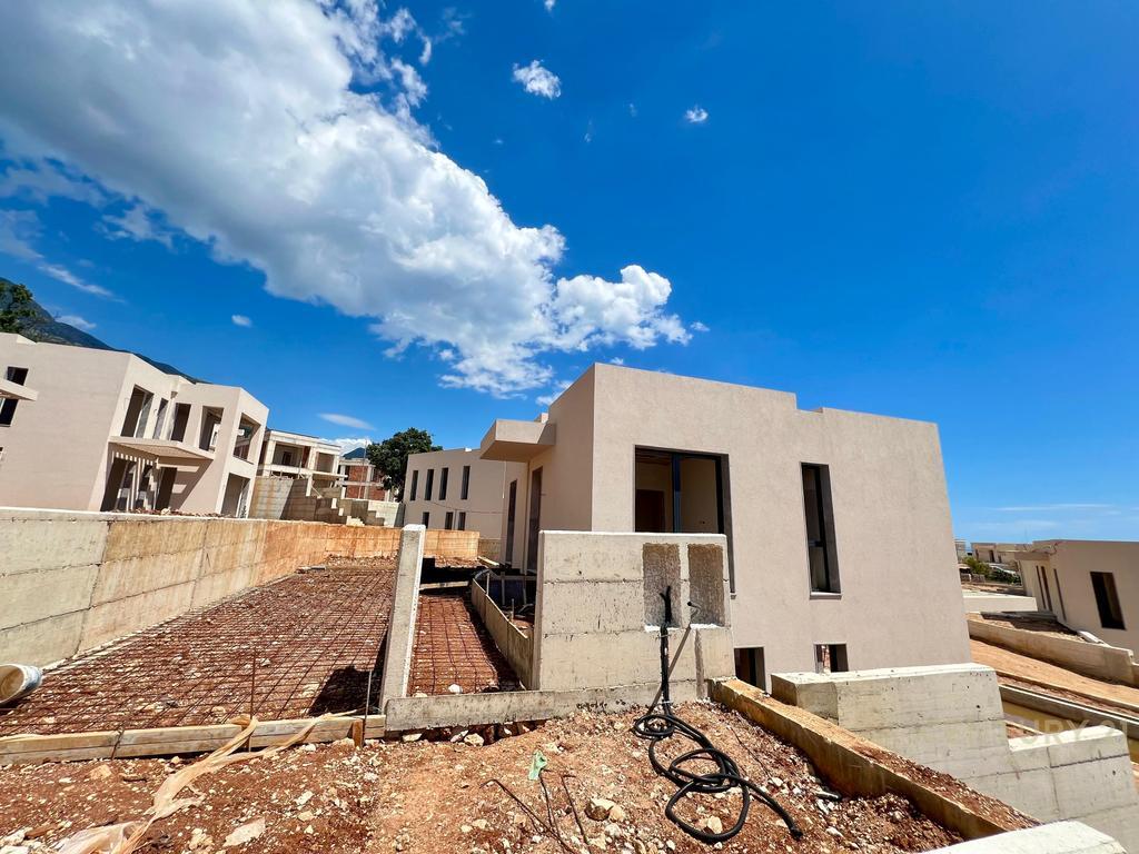 San Nicola Residence in Palasa, Luxury Villa with swimming pool for sale
