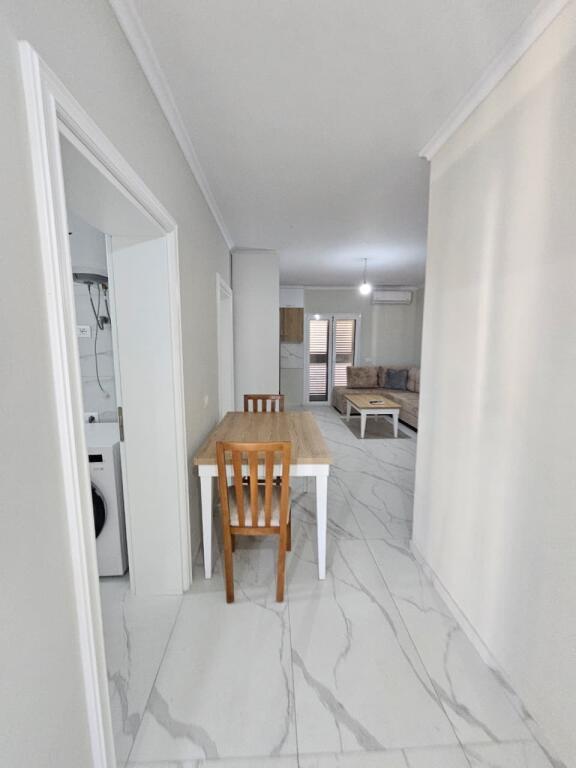 AFFITTASI APPARTAMENTO 1+1 A KENETE DURRES