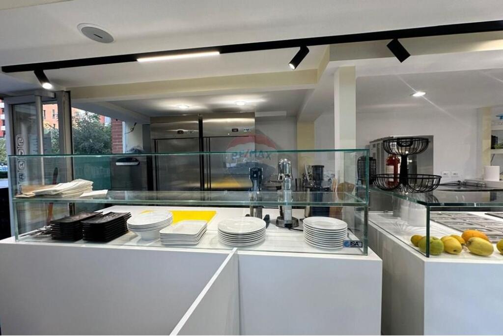 Business for rent Gelateria + Cafeteria, Delijorgji Complex