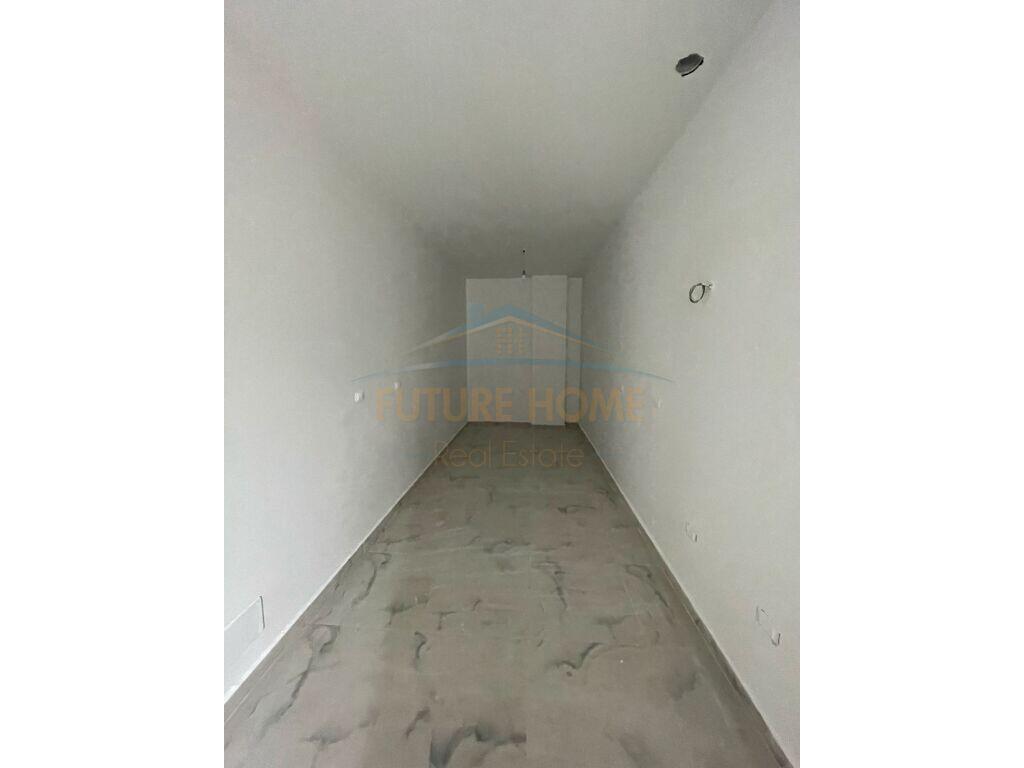 Shitet, Apartament 1+1  Kompleksi Aura  Laprake