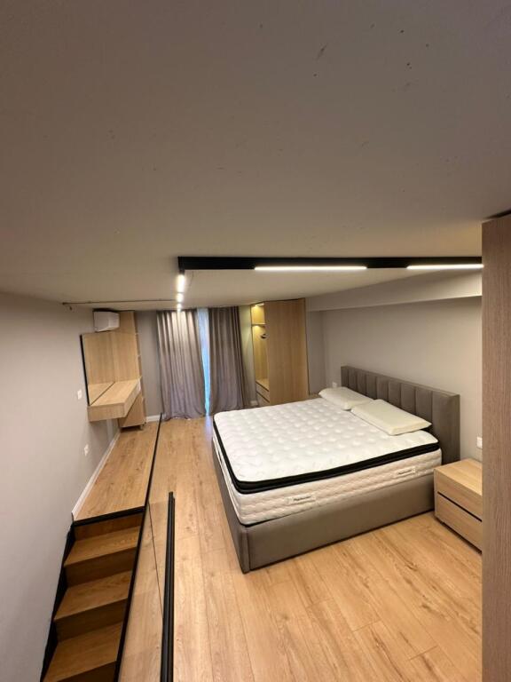 DUPLEX IN VENDITA VICINO AMERICAN 3