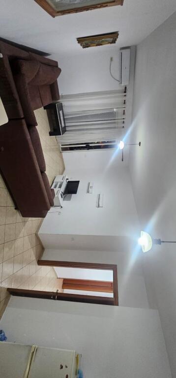 Shitet apart 1+1 ne Yzberisht prane KMY-se