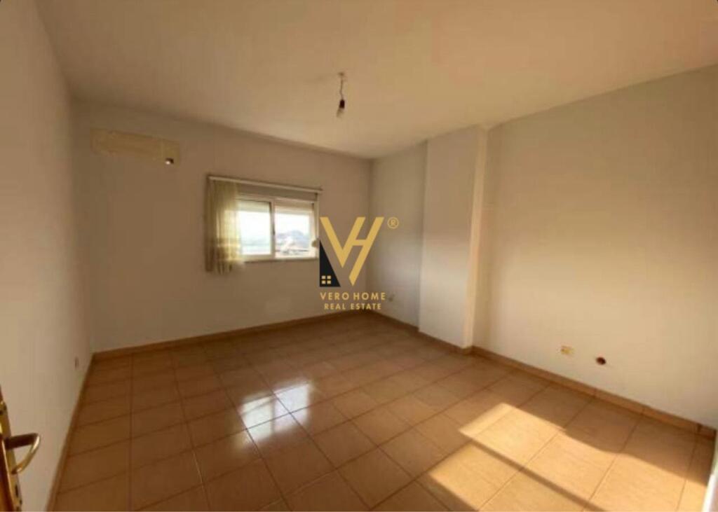 APPARTAMENTO 2+1+BLK IN AFFITTO A KOMUNA E PARISIT 450 EURO